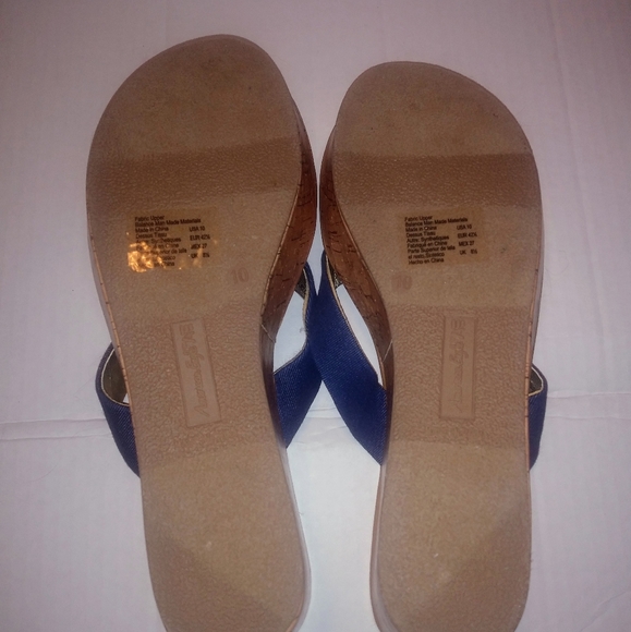 American Eagle Cork wedge Shoes - Picture 2 of 3